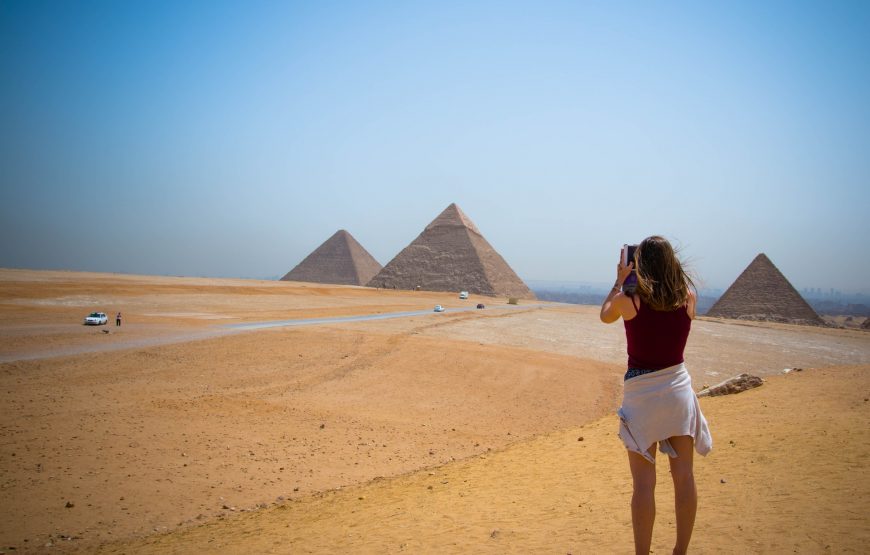 Full-Day Tour Giza Pyramids & Cairo